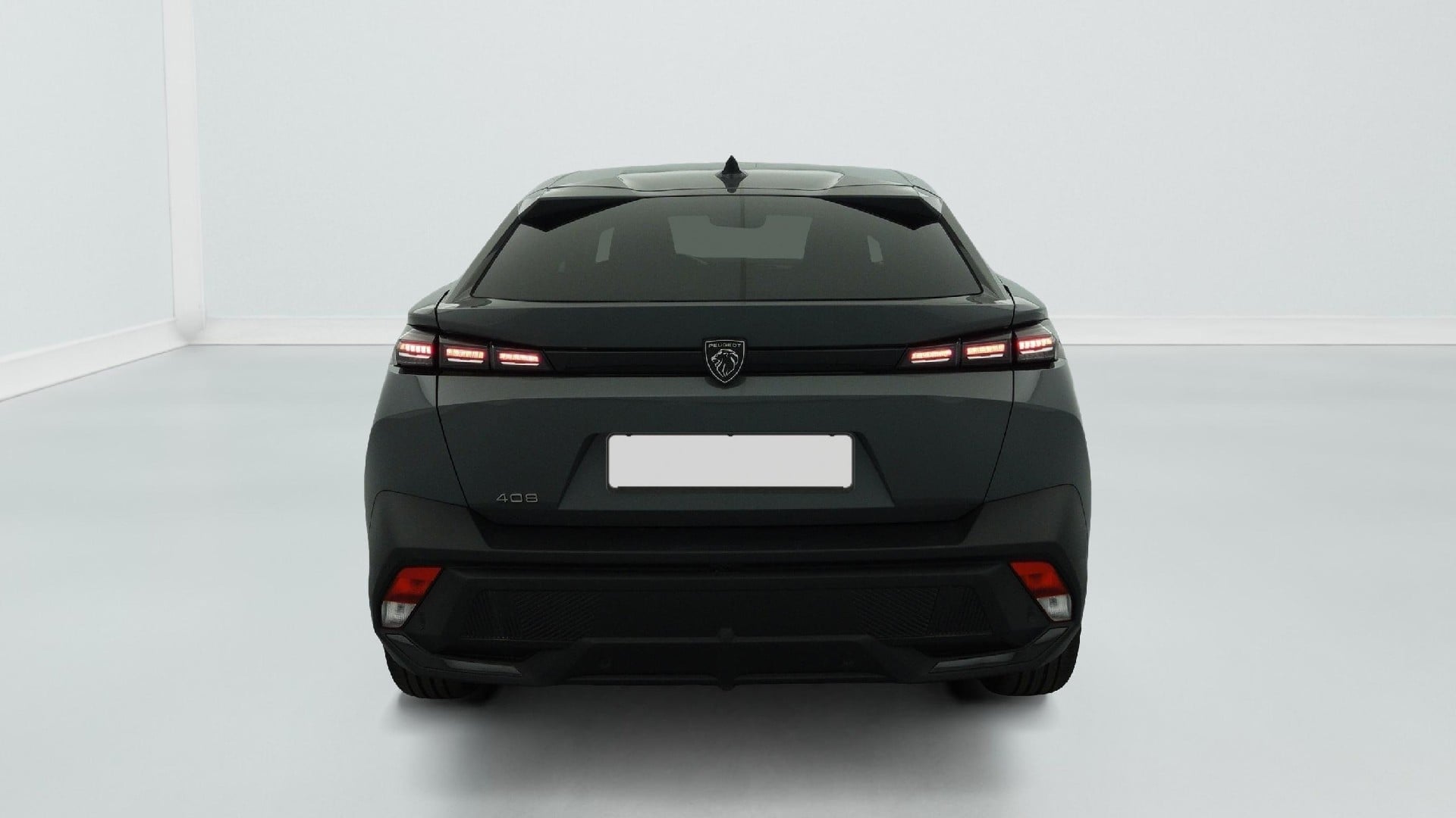 Peugeot 408 Hybrid 145 e-DCS6 Allure photo