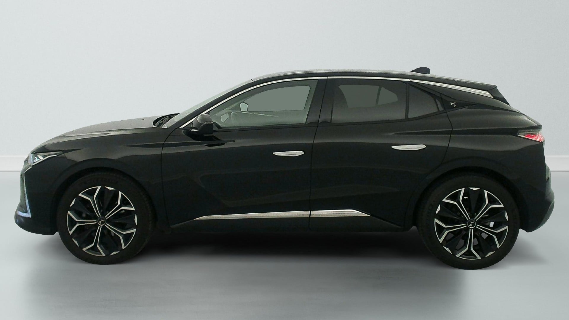 DS DS4 Hybride 145 e-DCT6 Etoile - Alcantara photo