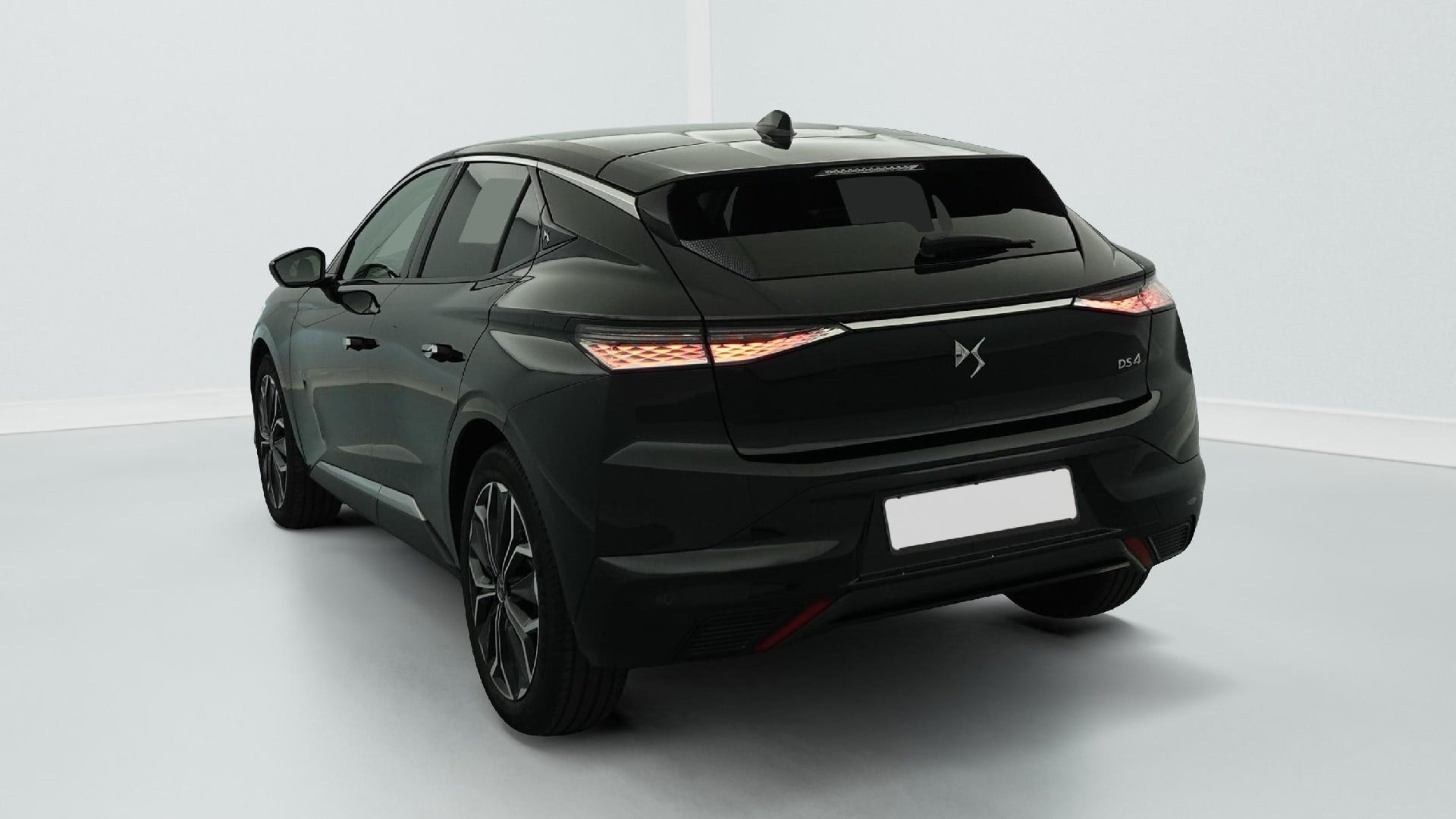 DS DS4 Hybride 145 e-DCT6 Etoile - Alcantara photo