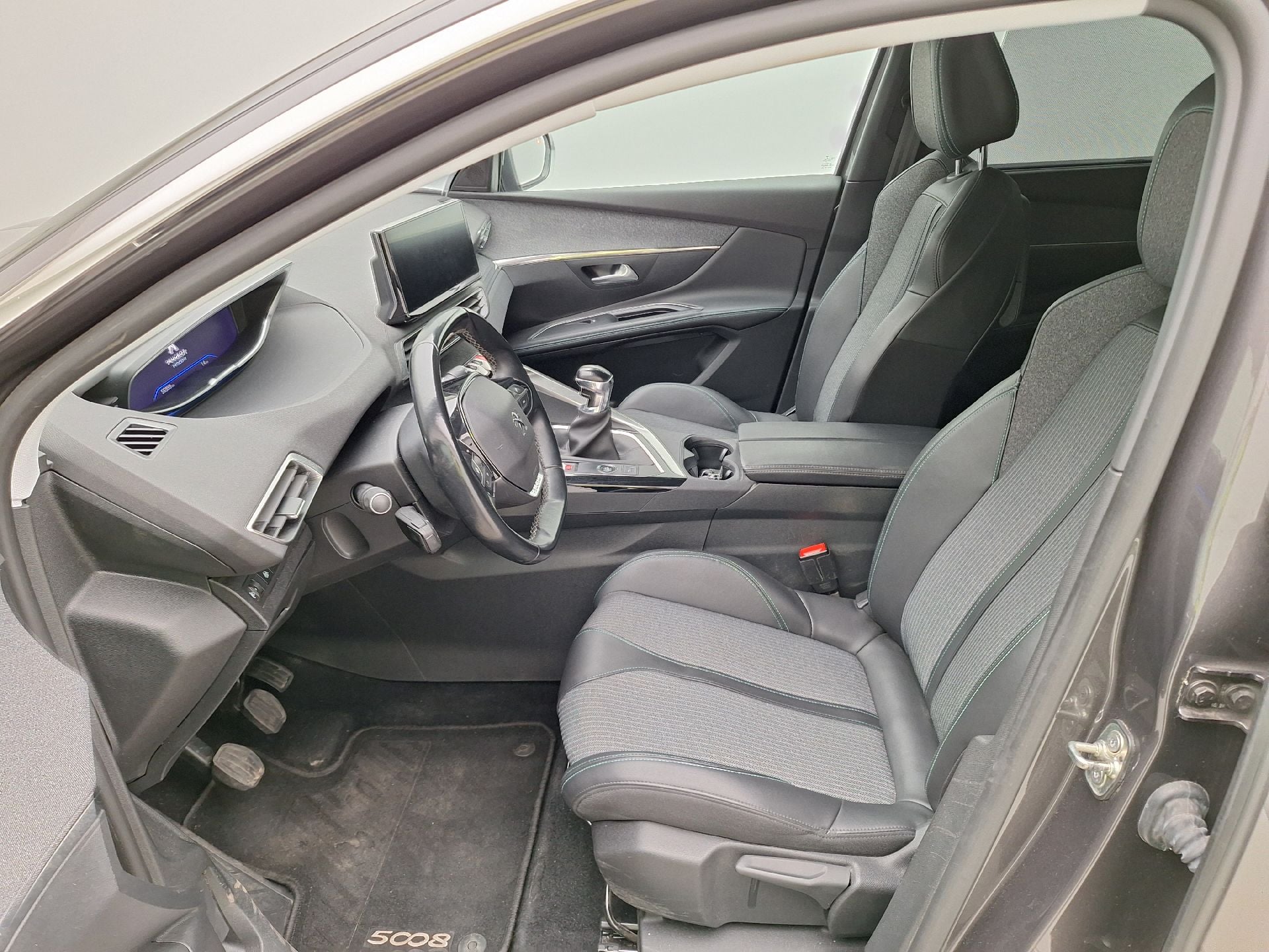 Peugeot, 5008 FL'20, Peugeot 5008 1.5 BlueHDi 96kW S&S Allure Pack 5d photo