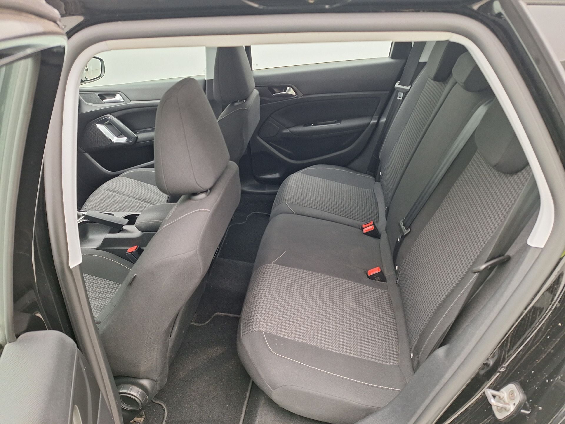 Peugeot, 308 SW FL'17, Peugeot 308 SW 1.5 BlueHDi 130 S&S Active Pack 5d photo