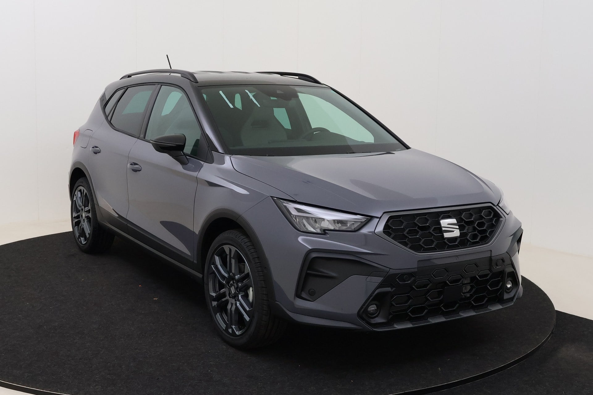 Seat Arona FR Edition 1,0 TSI 115 hp DSG7 photo