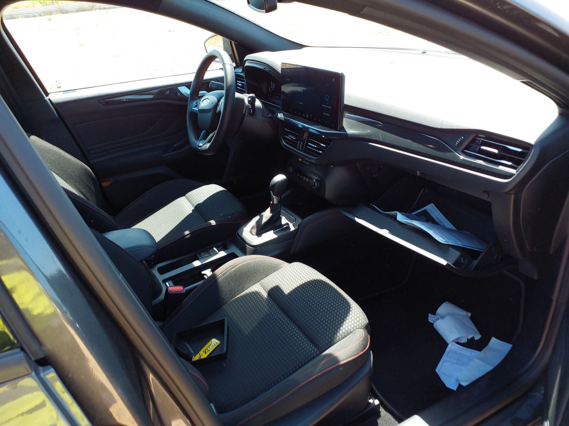 FORD Focus Berlina 1.0 Ecoboost 114KW 155CV S6.2 AutomÃ¡tico ST-LINE X(Winterpack) photo