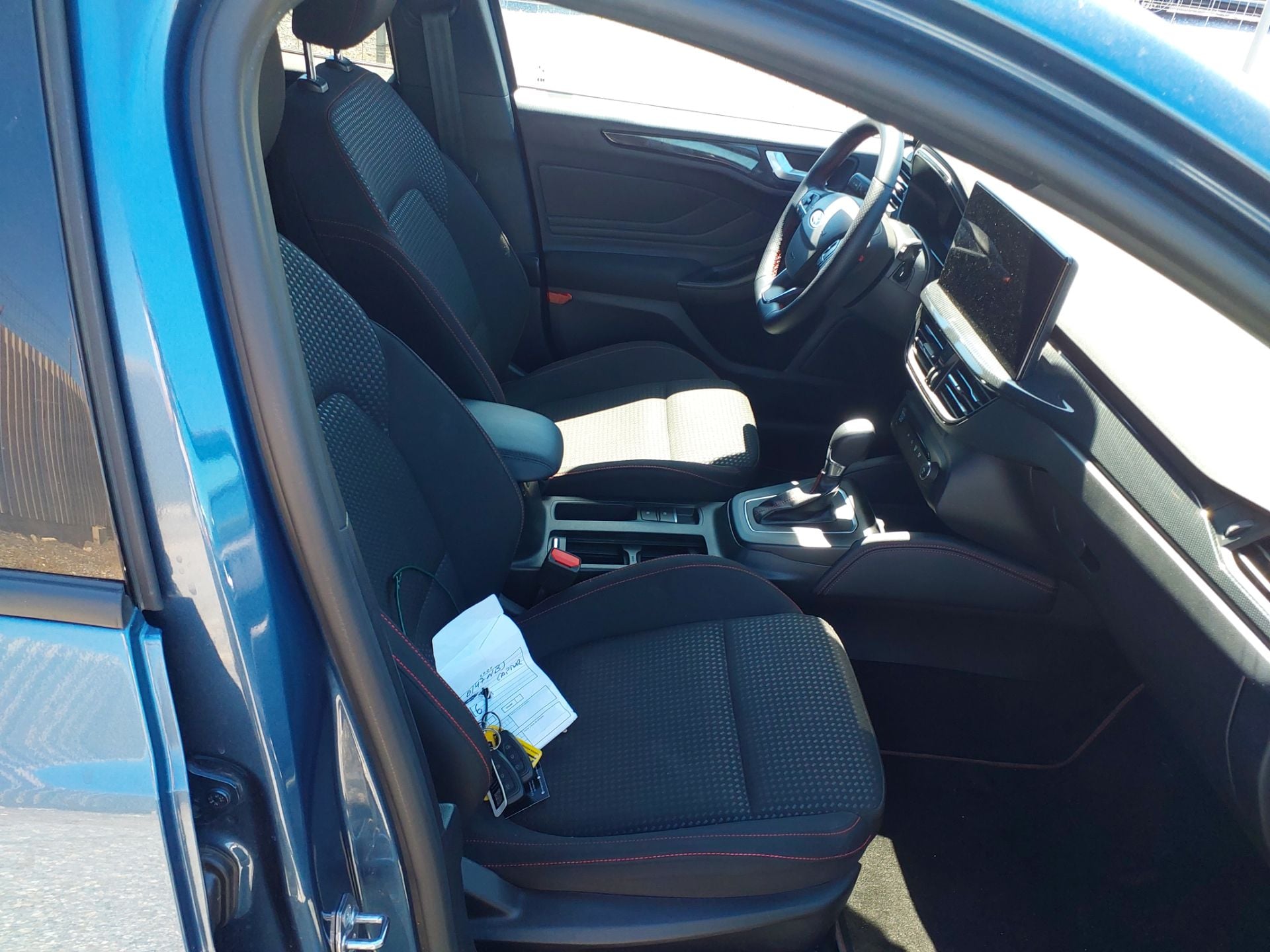 FORD Focus Berlina 1.0 Ecoboost 114KW 155CV S6.2 AutomÃ¡tico ST-LINE X(Winterpack) photo