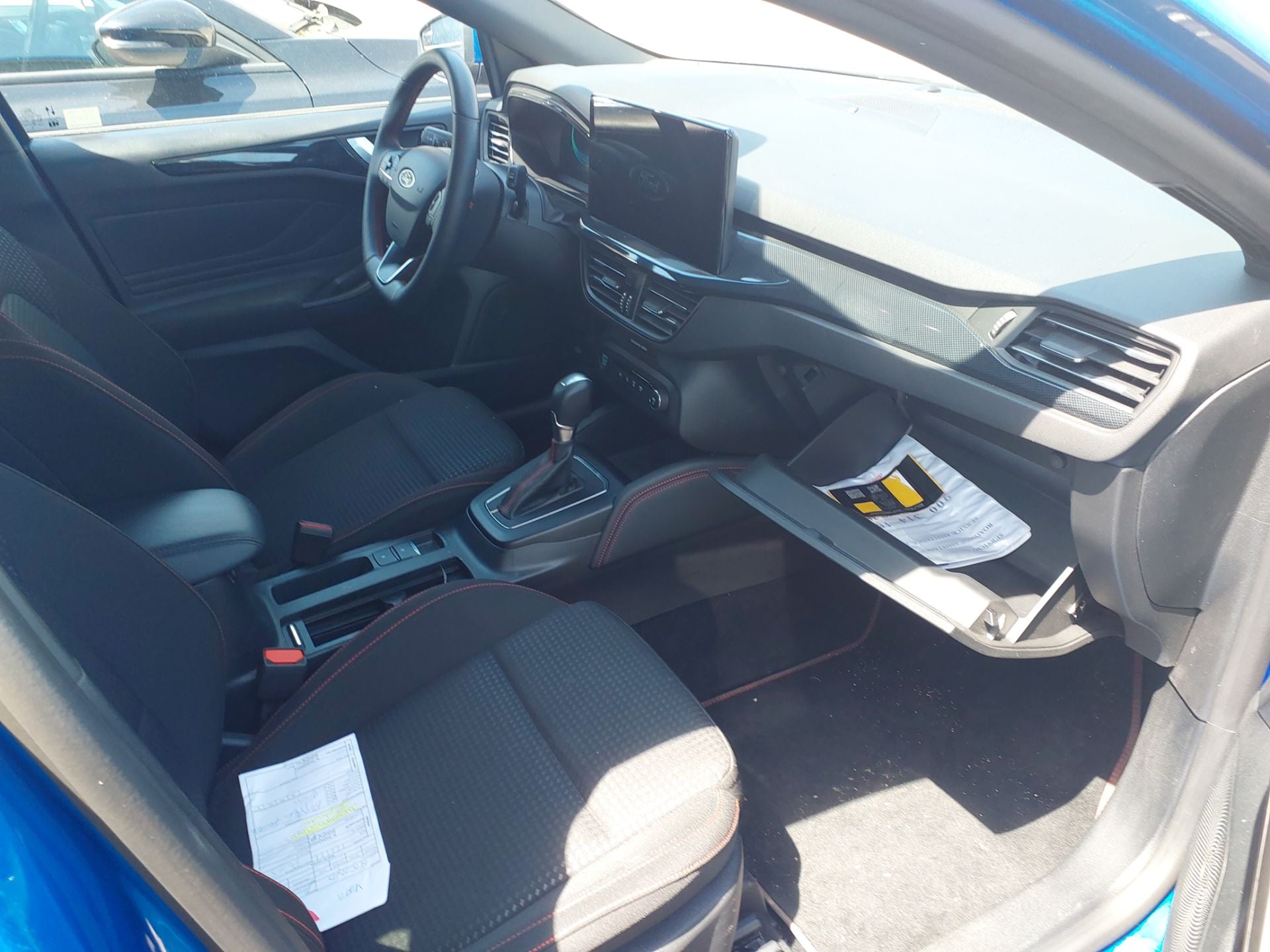 FORD Focus Berlina 1.0 Ecoboost 114KW 155CV S6.2 AutomÃ¡tico ST-LINE X(Winterpack) photo