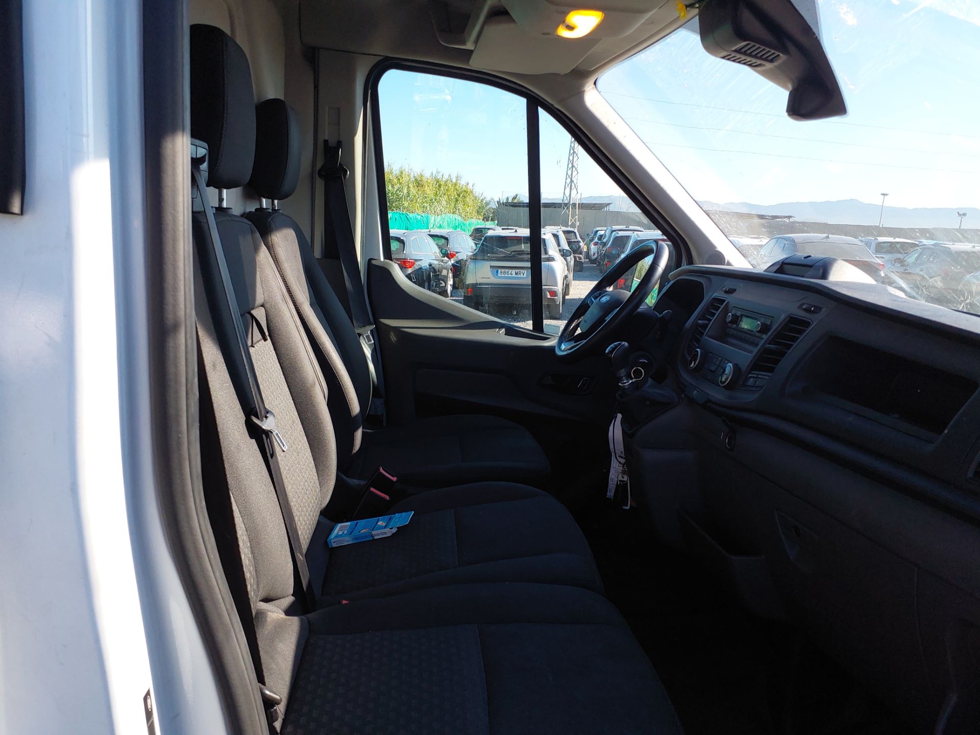 FORD Transit 2.0D L3H2 130CV photo
