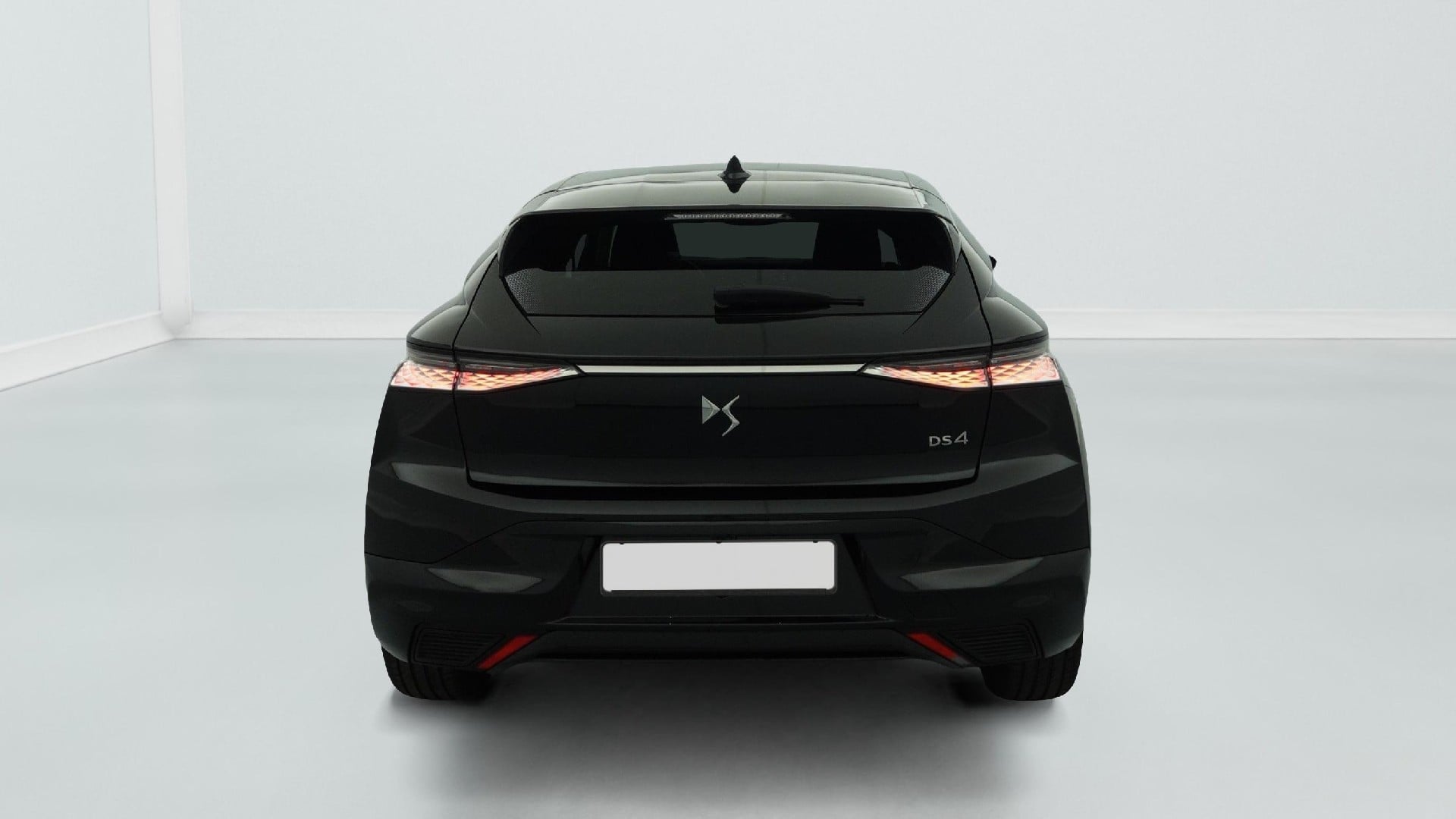 DS DS4 Etoile Hybride 145 e-DCT6 photo