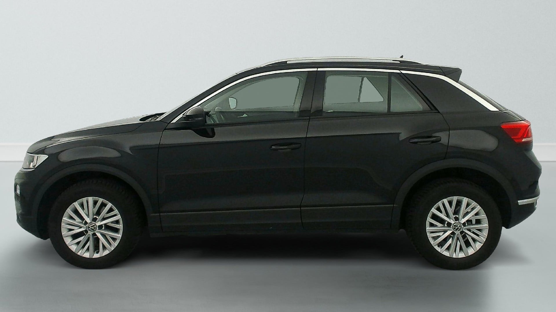 Volkswagen T-Roc 2.0 TDI 115 START/STOP BVM6 LOUNGE BUSINESS photo