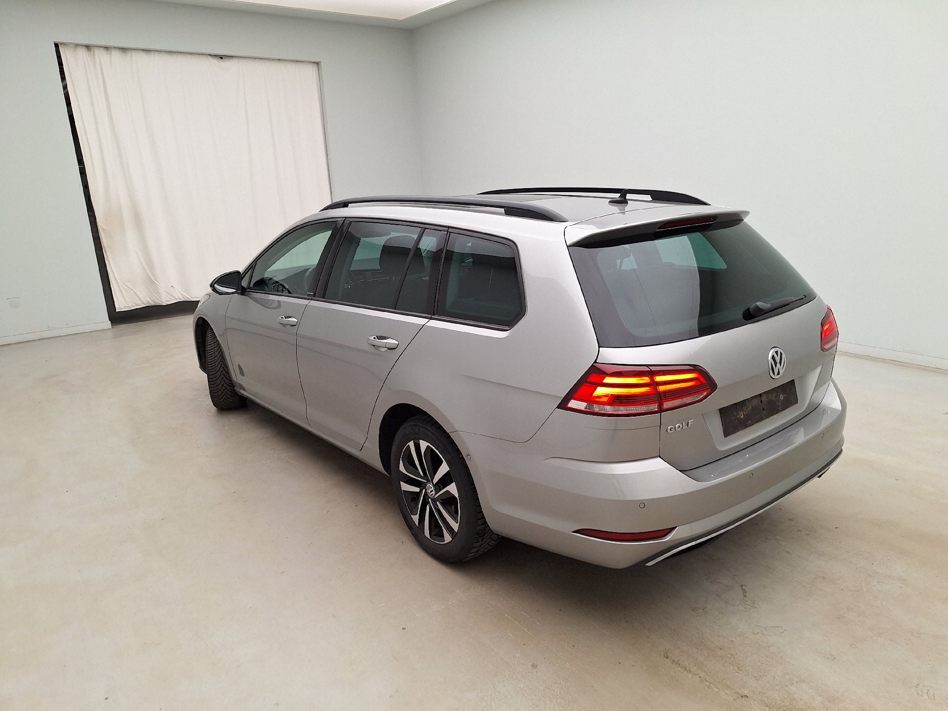 VW, Golf VII Var.FL'16, Volkswagen Golf Variant 1.6 TDi IQ.Drive 5d photo