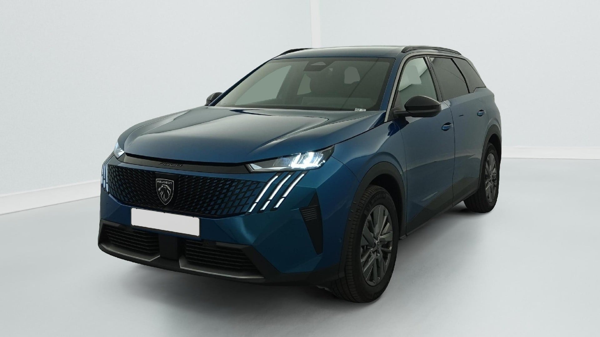 Peugeot 5008 HYBRID 145 CH E-DCS6 ALLURE photo