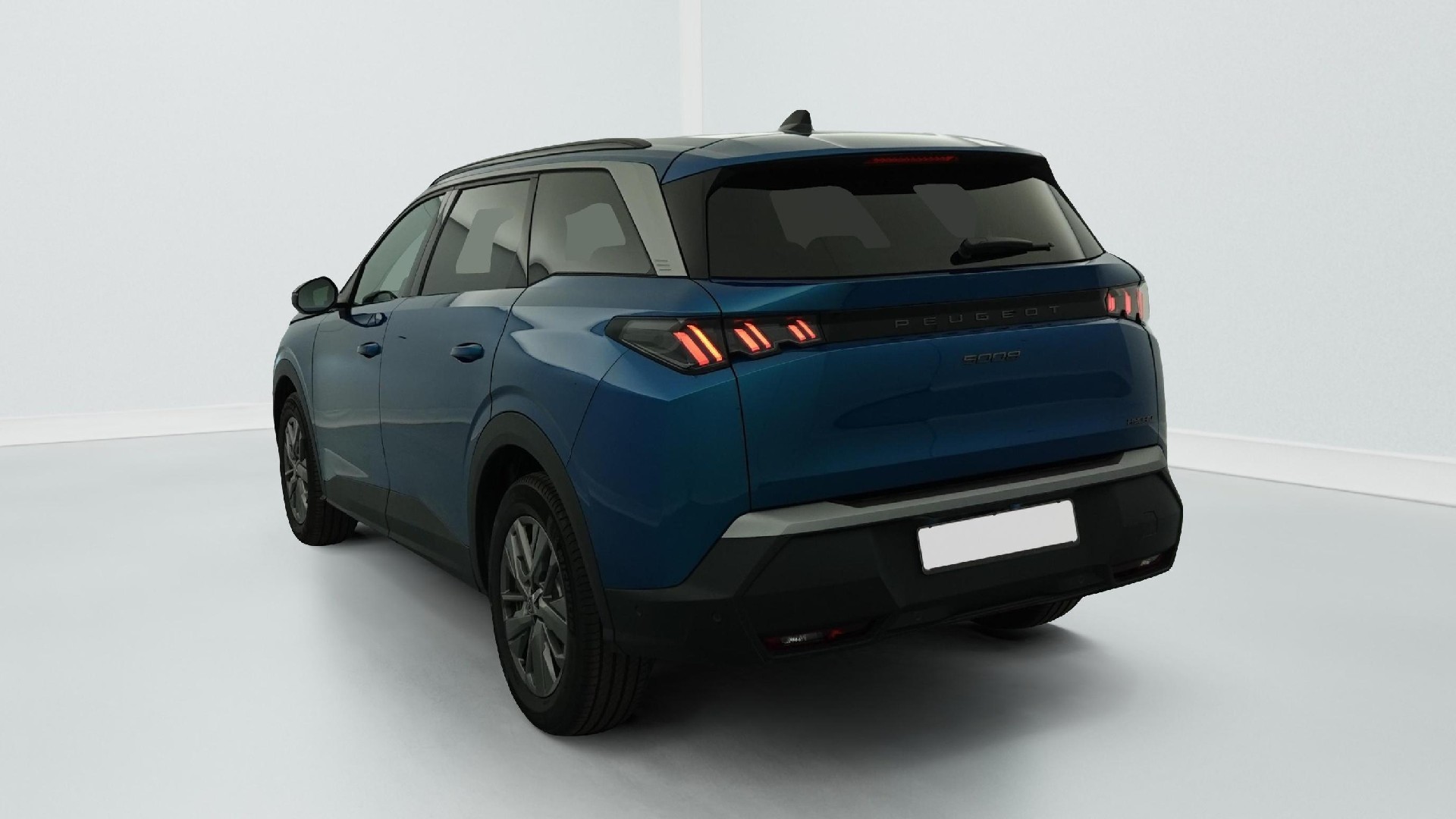 Peugeot 5008 HYBRID 145 CH E-DCS6 ALLURE photo