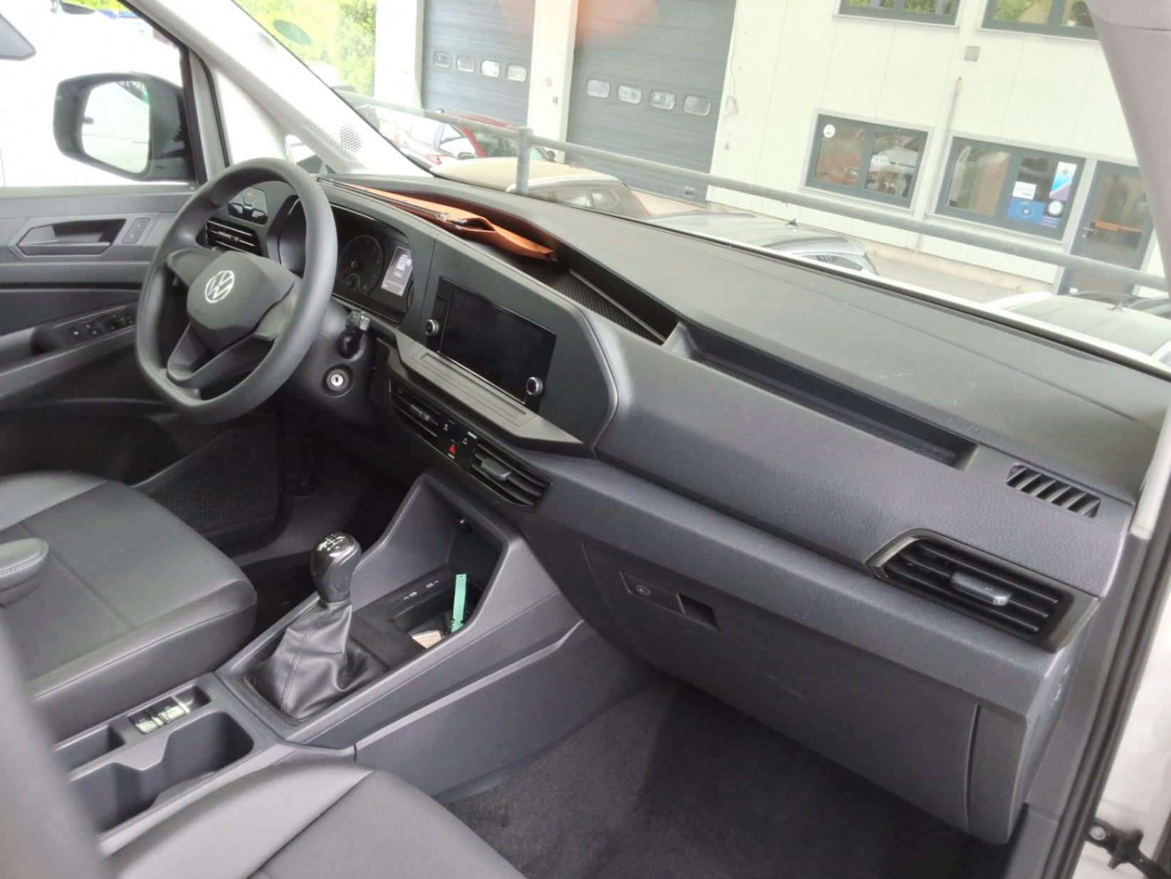 Volkswagen Caddy Cargo Maxi 1,5 l TSI EU6 84 kW 6V photo