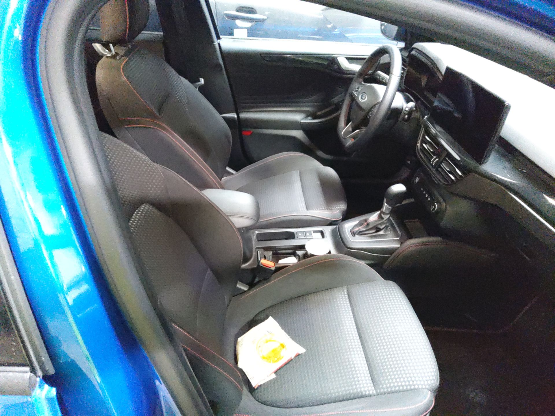 FORD Focus Berlina 1.0 Ecoboost 114KW 155CV S6.2 AutomÃ¡tico ST-LINE X(Winterpack) photo