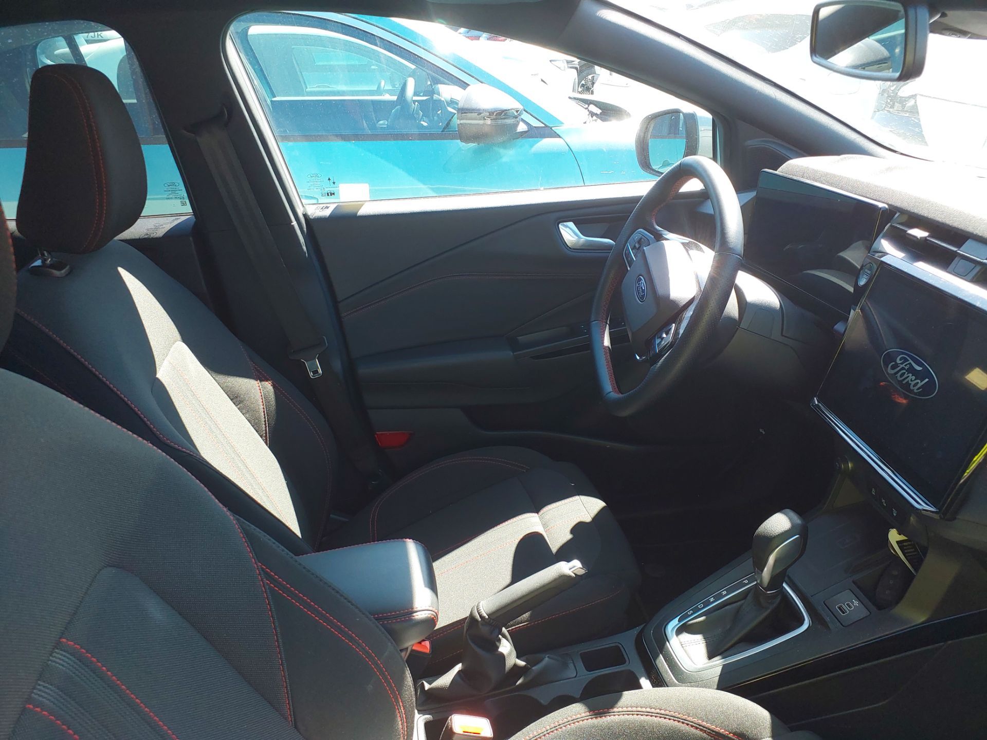 FORD Puma 1.0 EcoBoost 125cv S6.2 AutomÃ¡tico   ST Line(Pano-Roof + Winterpack) photo