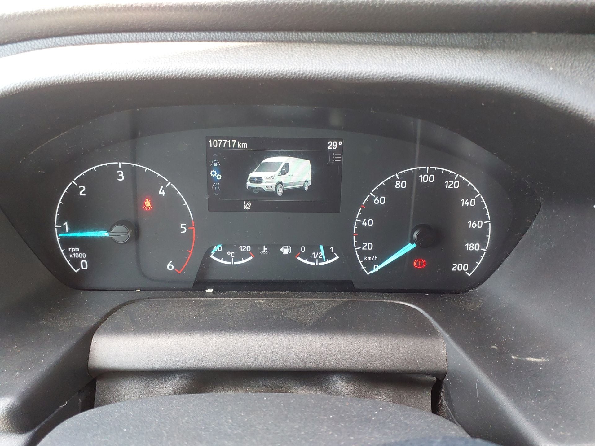 FORD Transit 2.0D L3H2 130CV photo