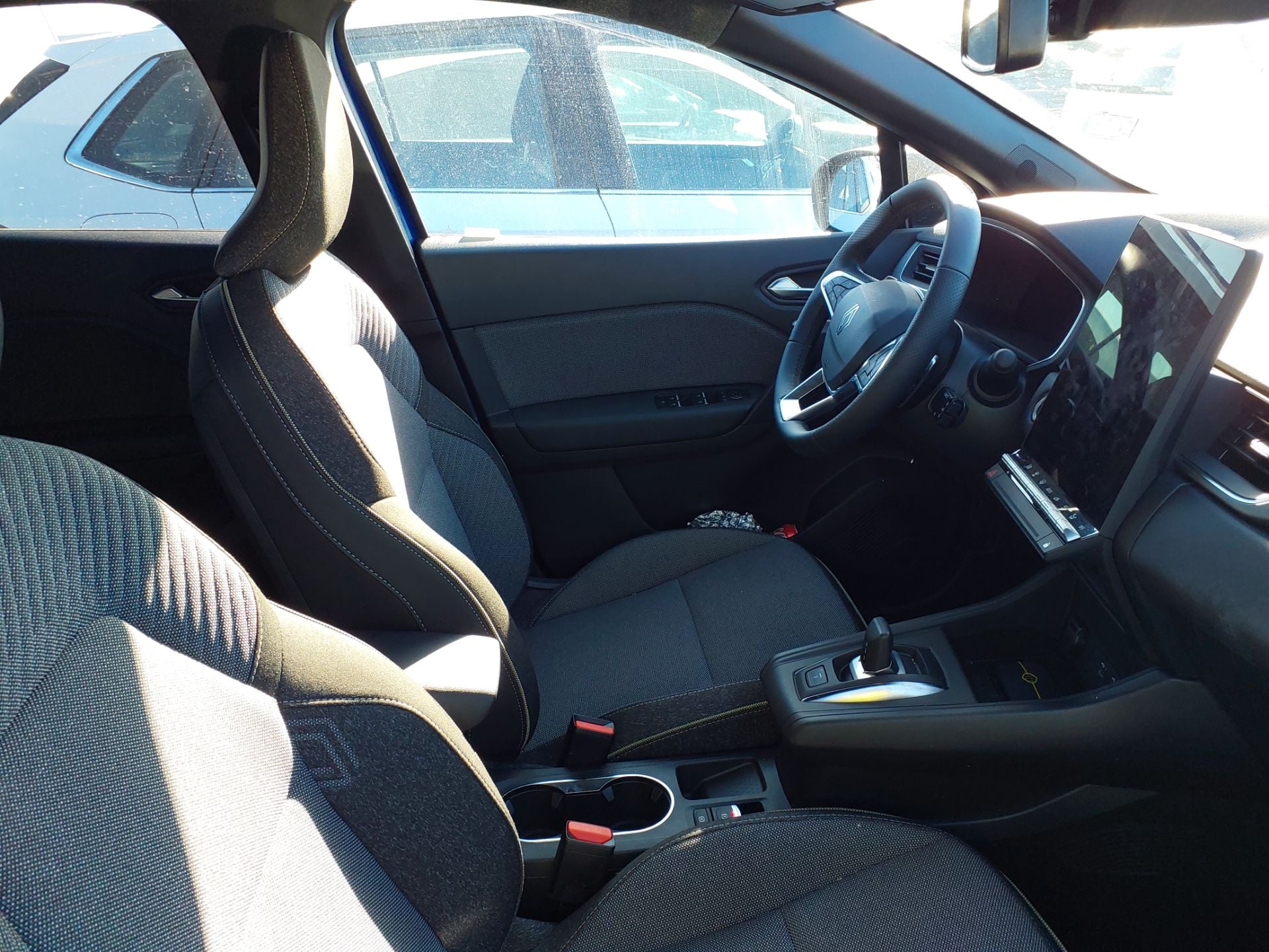 RENAULT Captur TCe 103 kw (140cv) EDC mild hybrid Techno(Winterpack) photo