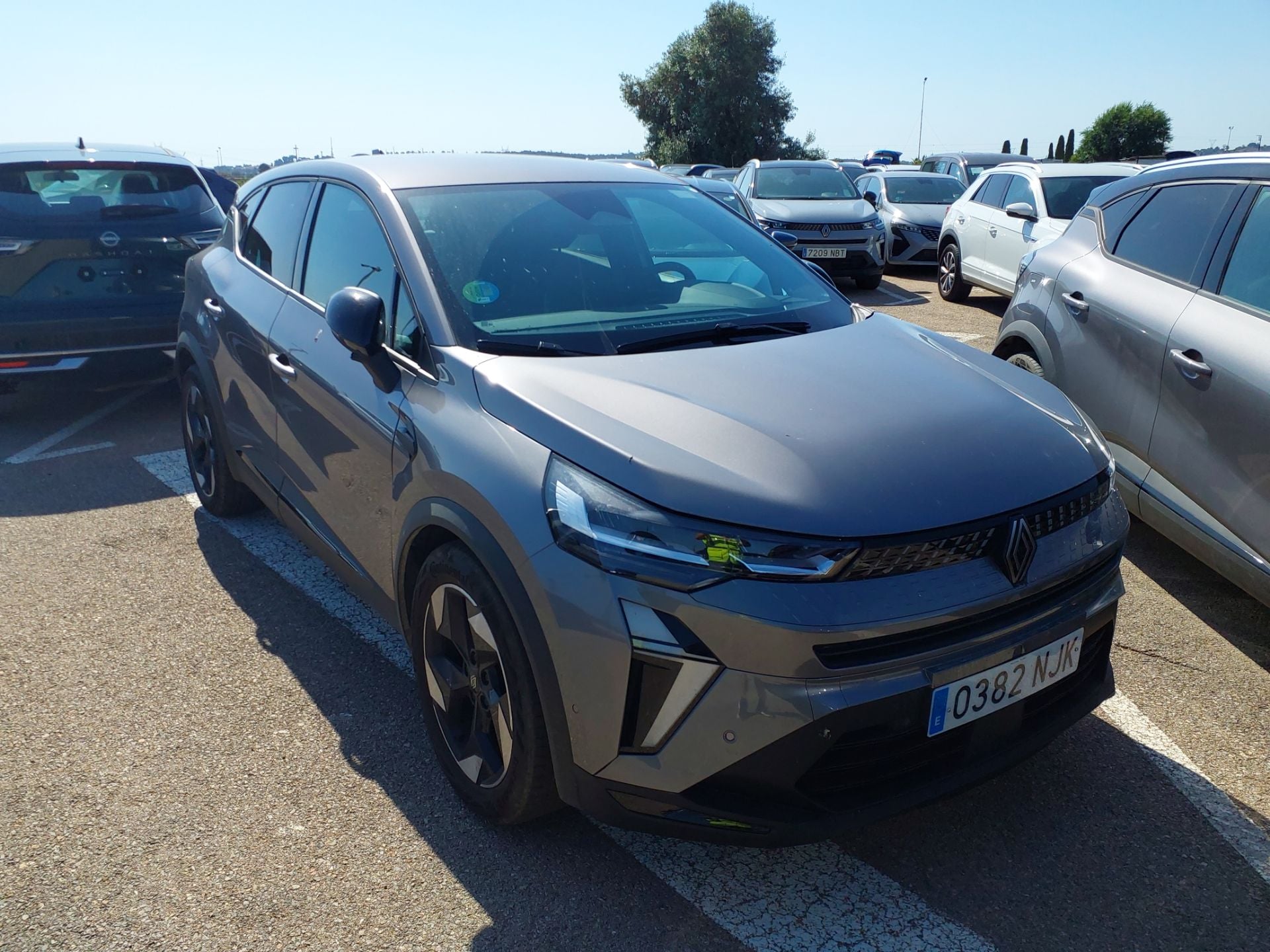 RENAULT Captur TCe 103 kw (140cv) EDC mild hybrid Techno(Winterpack)