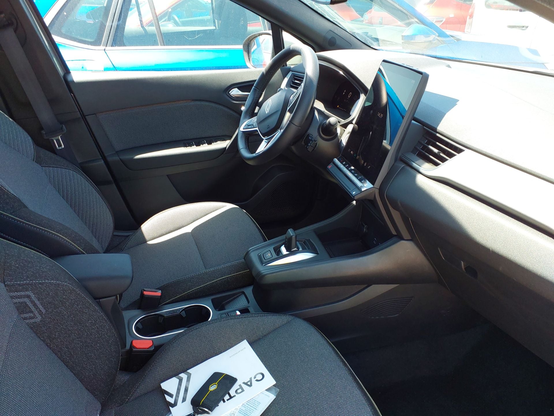 RENAULT Captur TCe 103 kw (140cv) EDC mild hybrid Techno(Winterpack) photo