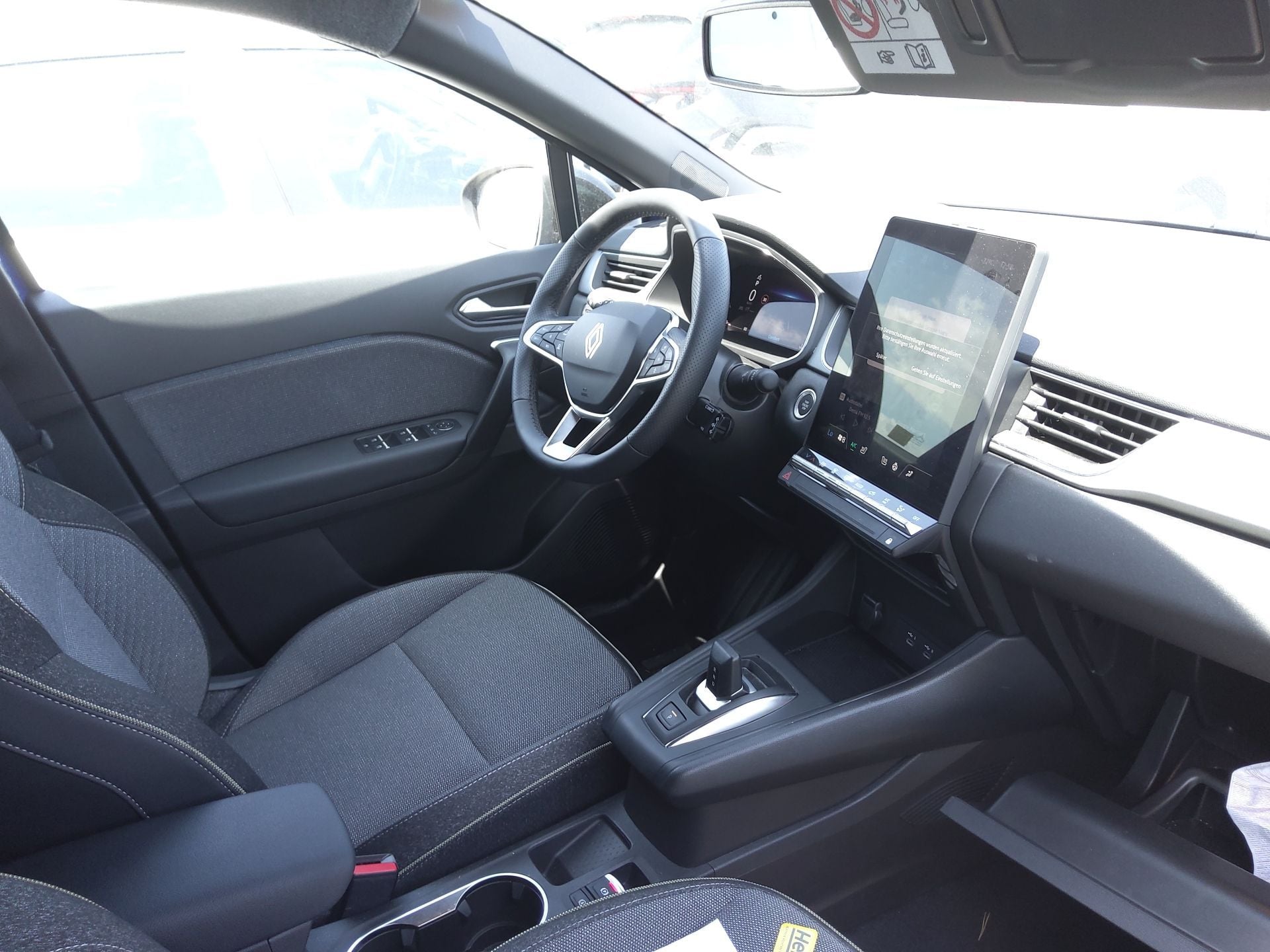 RENAULT Captur TCe 103 kw (140cv) EDC mild hybrid Techno(Winterpack) photo