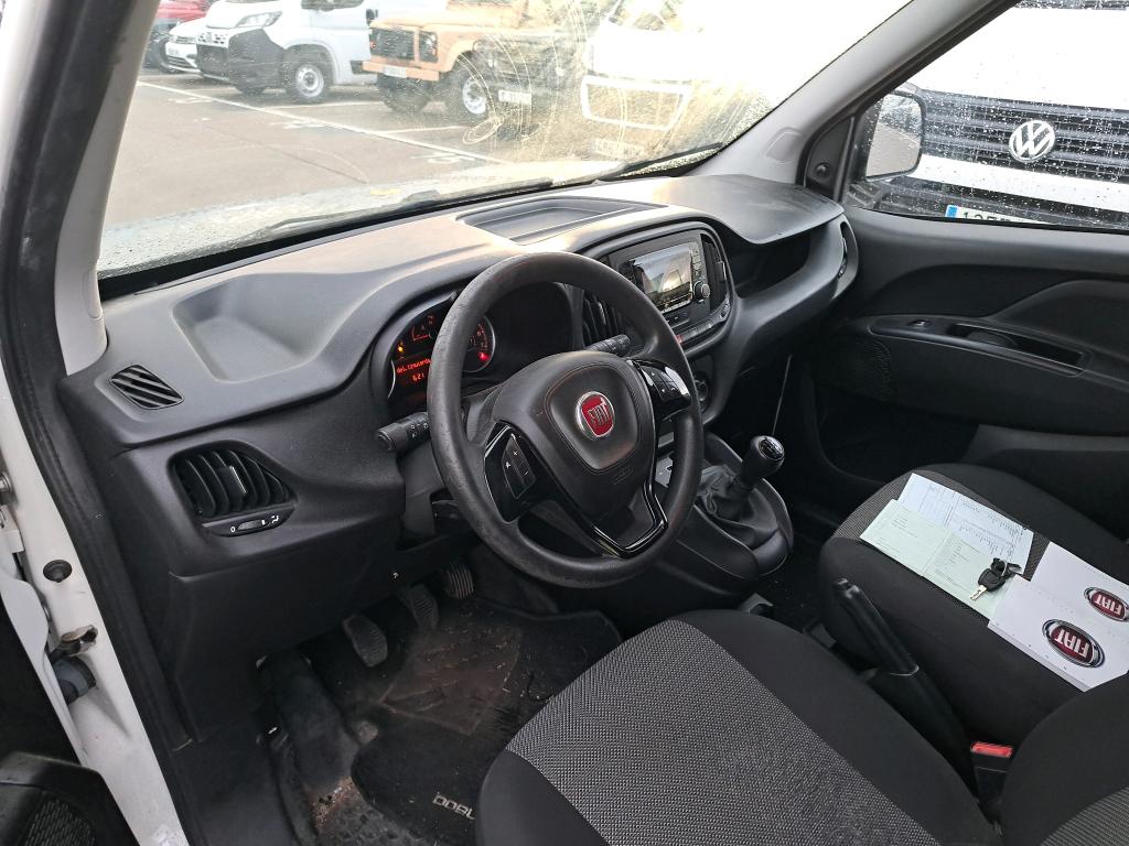 FIAT Doblò Cargo/3P/ Cargo Base Plus 1.3 Mjet 80 CV photo