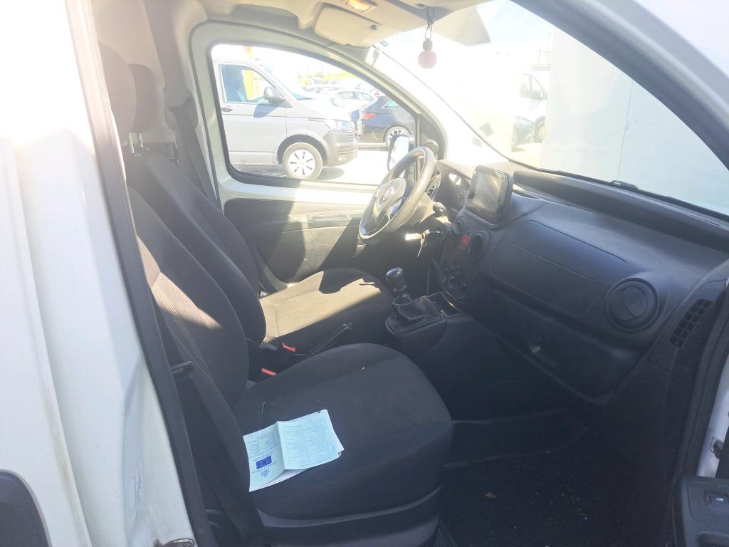 FIAT Fiorino / 2016 / 3P / furgón derivado de turismo Cargo Base 1.4 Natural Power 51kW (70CV) photo