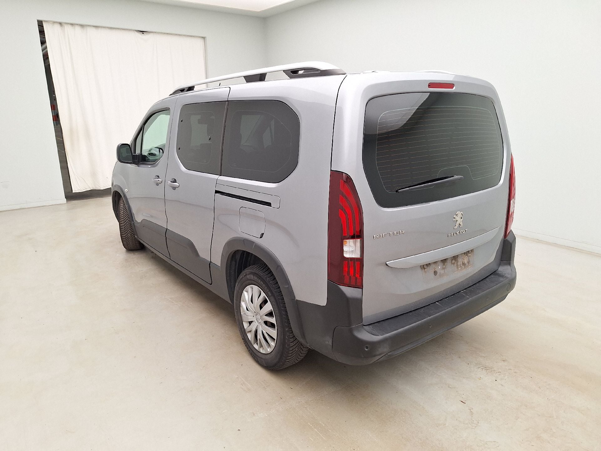 Peugeot, Rifter '18, Peugeot Rifter 1.5 BlueHDi 100 S/S Active Long 5d photo