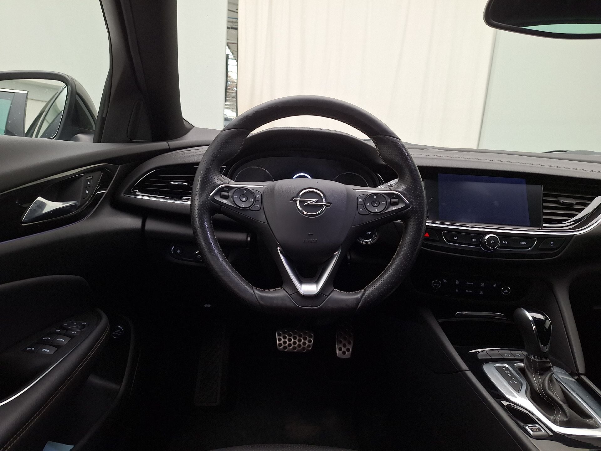 Opel, Insignia ST FL'20, Opel Insignia Sports Tourer 1.5 Turbo D S/S 90kW B photo