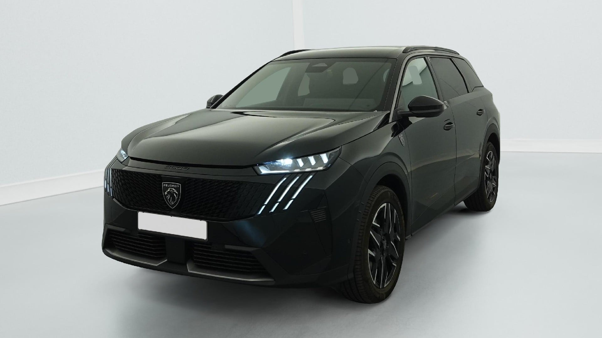 Peugeot 5008 HYBRID 145CH E-DCS6 GT photo