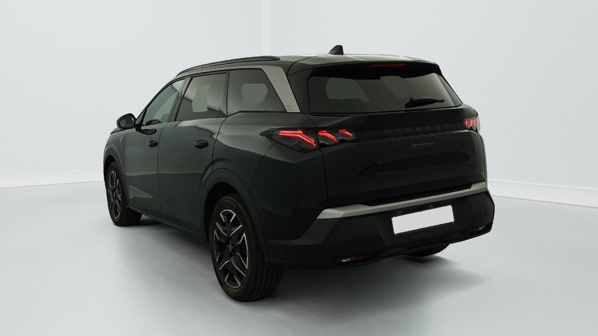 Peugeot 5008 HYBRID 145CH E-DCS6 GT photo