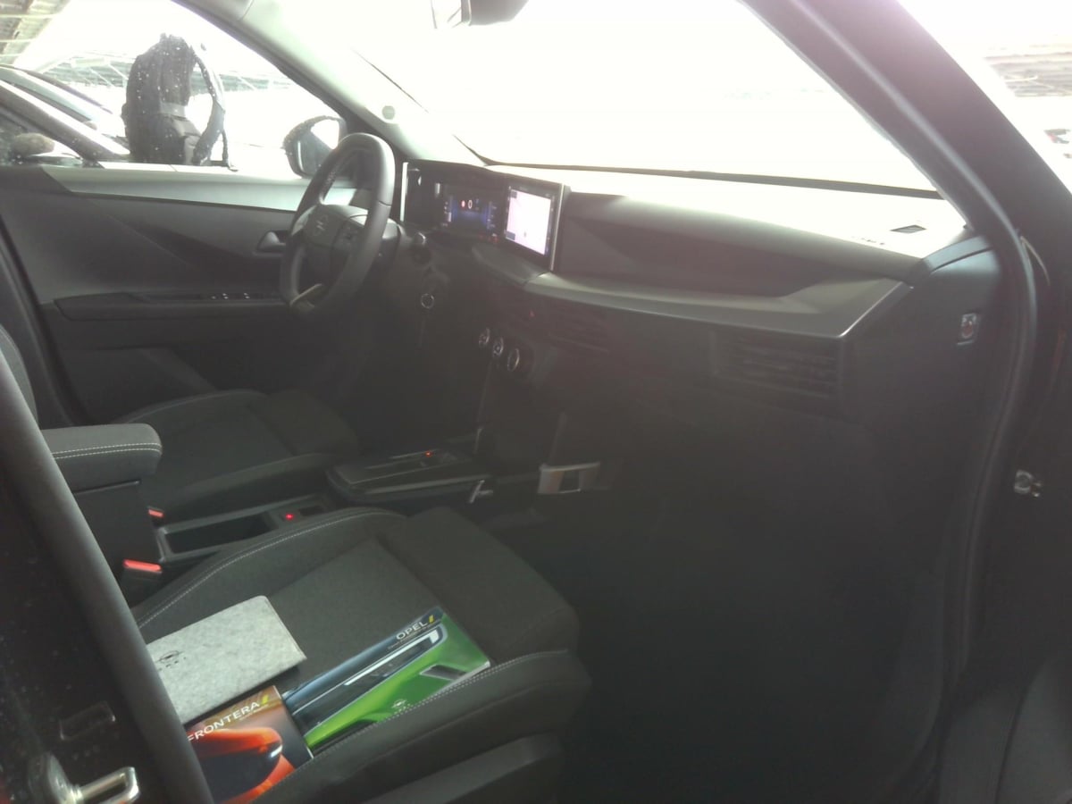 Opel Frontera Edition 44 kWh Electric (84 kW) photo
