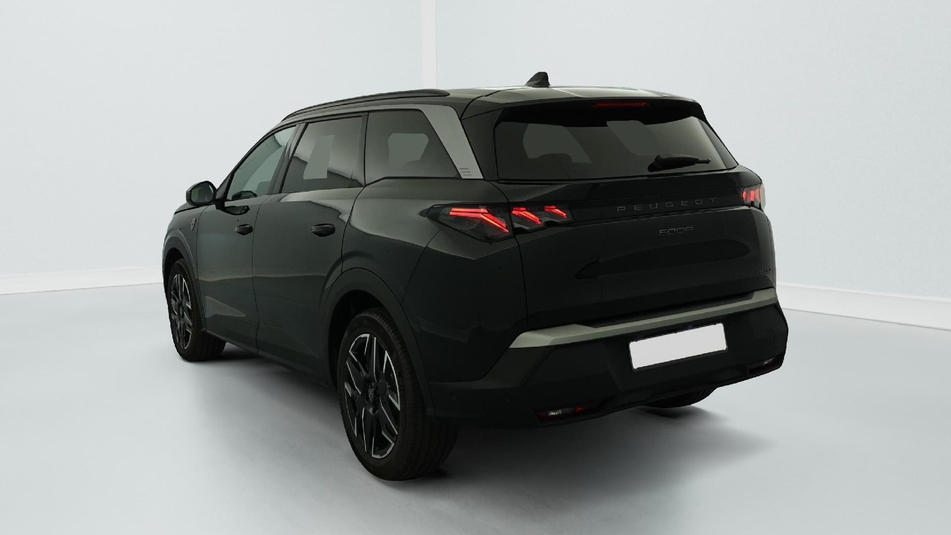 Peugeot 5008 HYBRID 145CH E-DCS6 GT photo