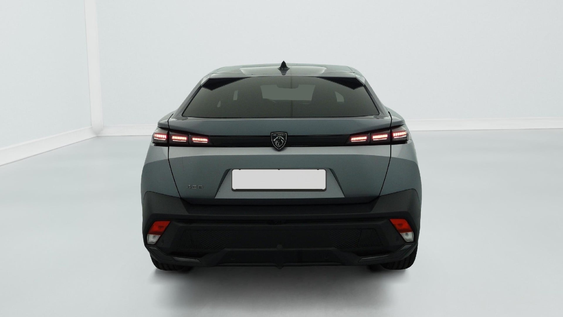 Peugeot 408 Hybrid 136 e-DCS6 Allure photo