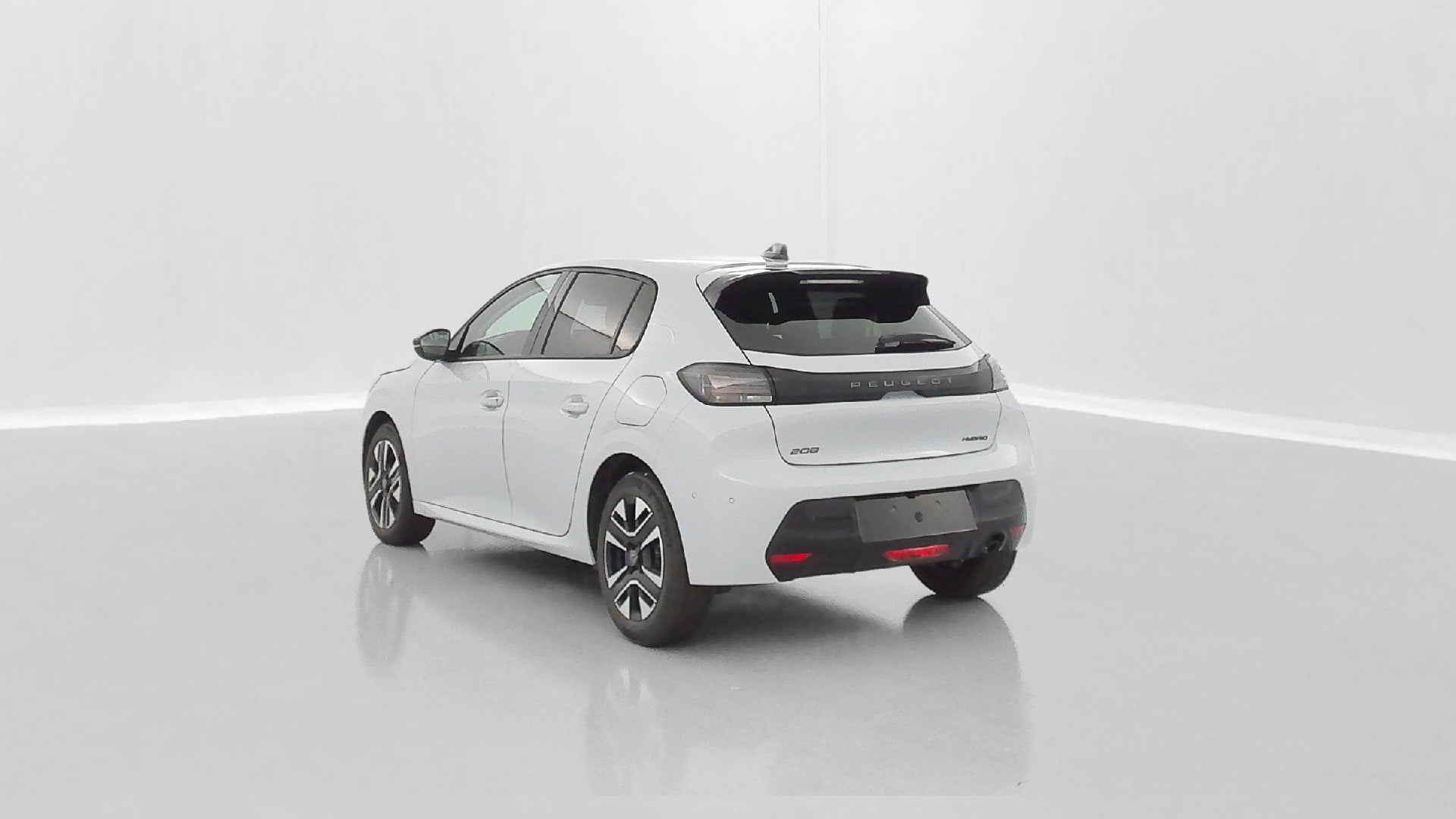 Peugeot 208 Allure 1.2 Hybrid 110ch photo