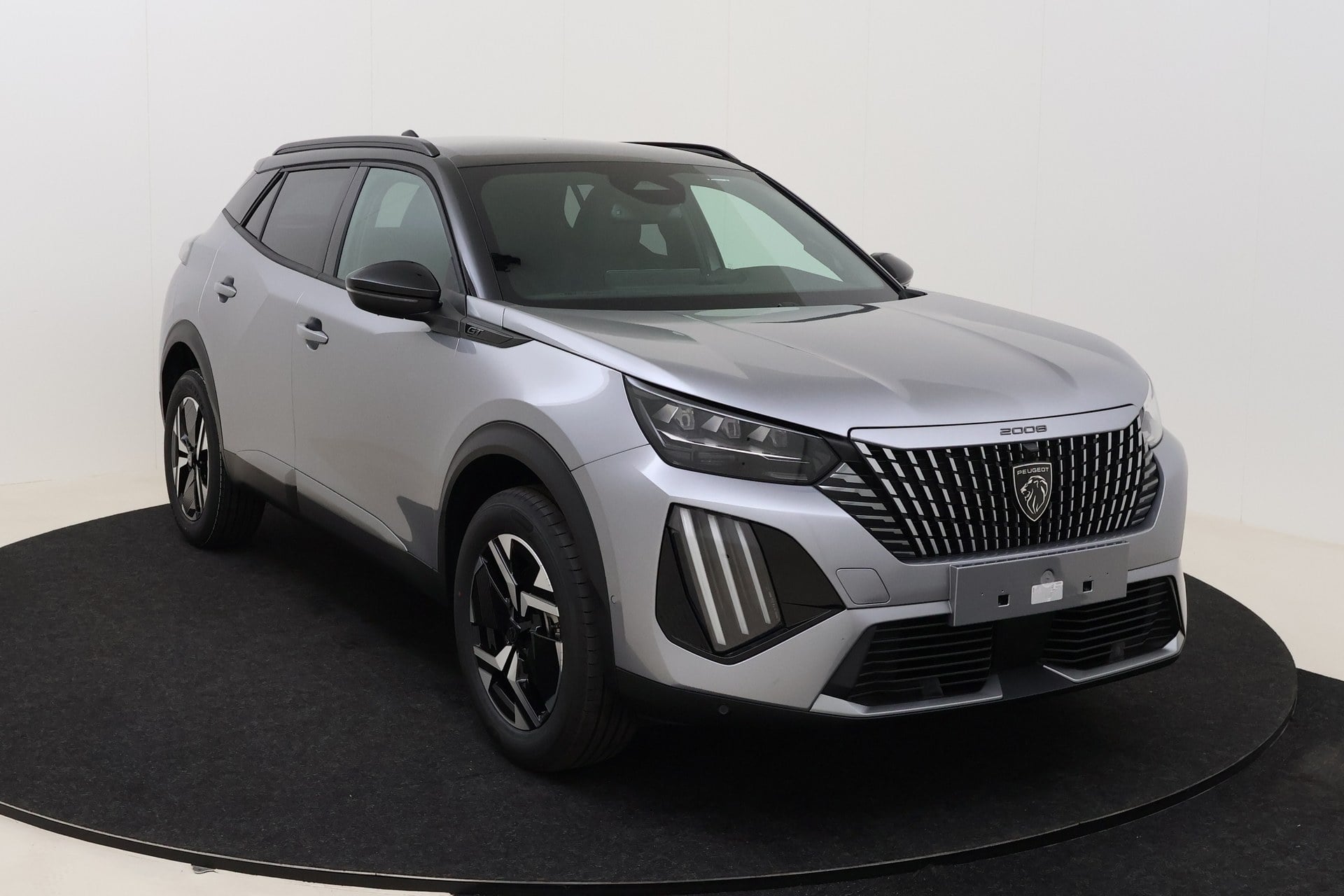 Peugeot 2008 GT Hybrid 145 hp e-DSC6 photo