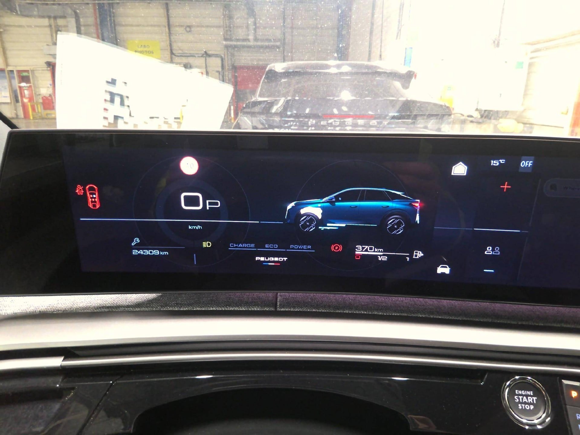 Peugeot 3008 Allure Hybrid 145 e-DCS6 photo
