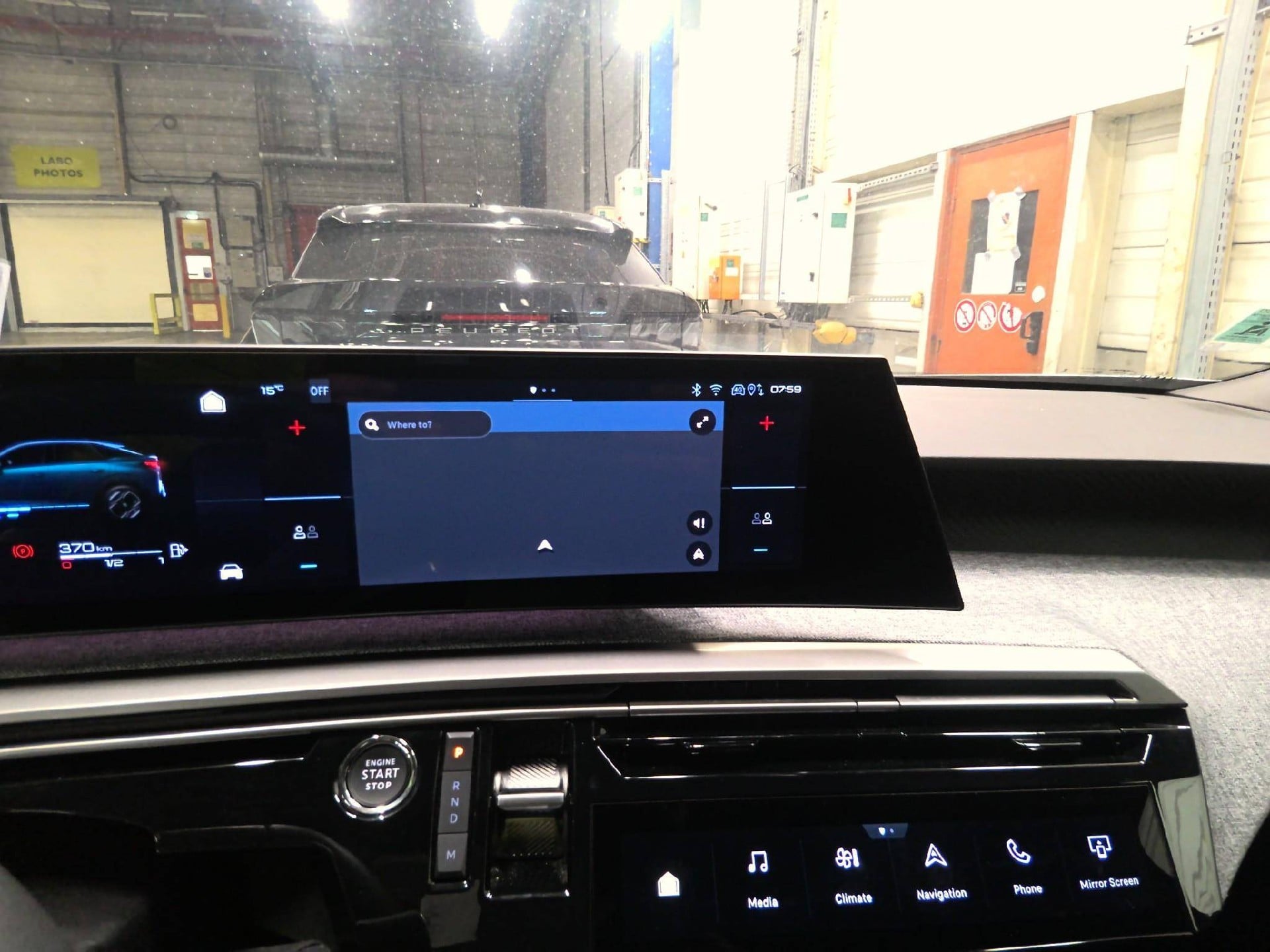 Peugeot 3008 Allure Hybrid 145 e-DCS6 photo