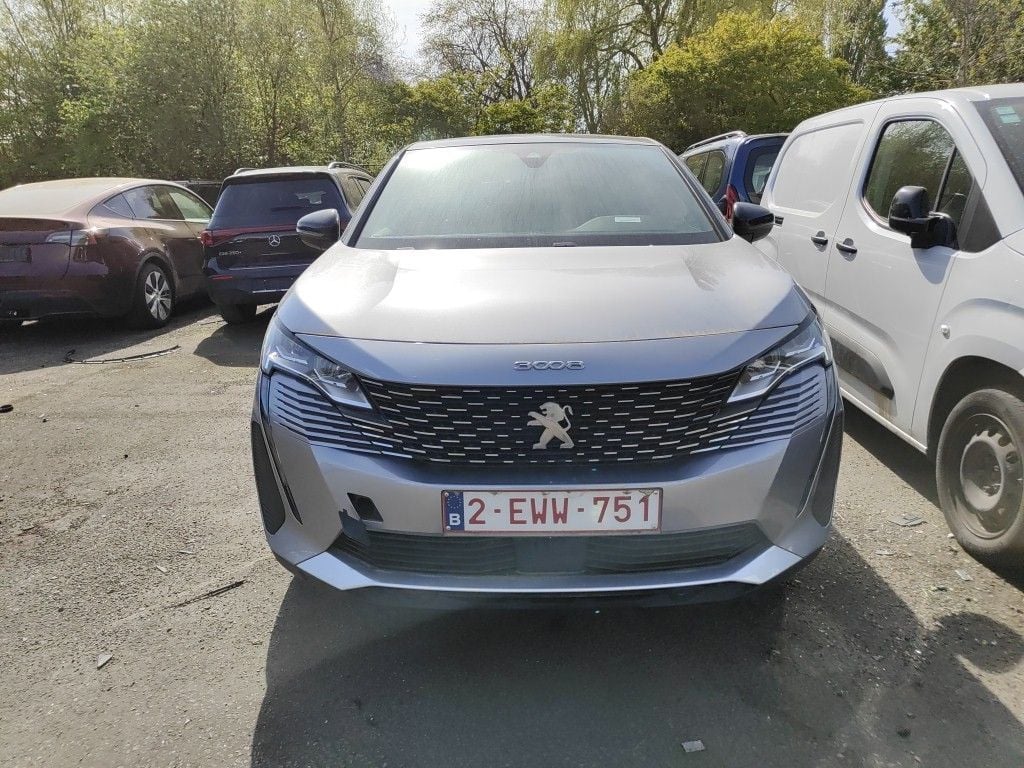 Peugeot 3008 1.6 HYBRID 180 e-Auto8 Allure Pack 5d !!! Damaged Car !!! photo