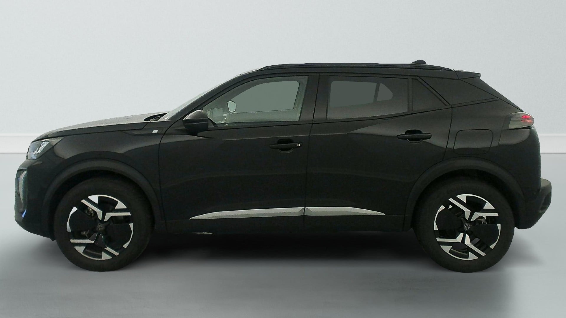 Peugeot 2008 50 kWh 136 ch Allure photo