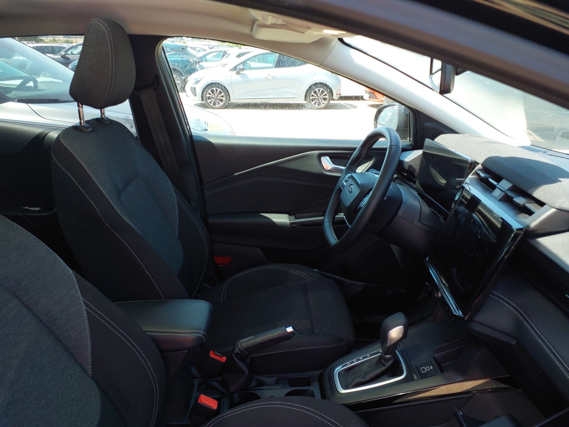 FORD Puma 1.0 EcoBoost 125cv S6.2 AutomÃ¡tico   Titanium(Pano-Roof + Winterpack) photo