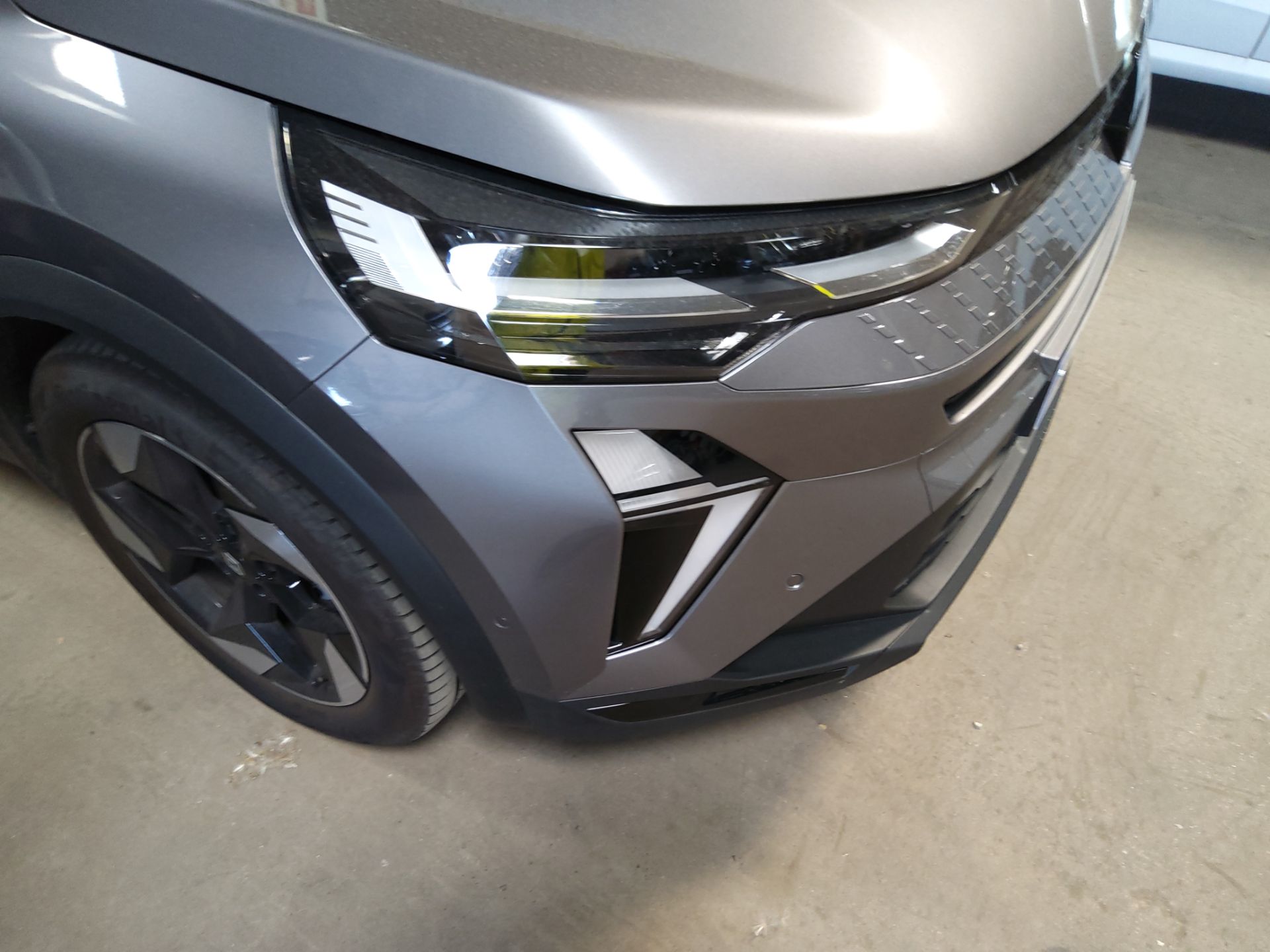 RENAULT Captur TCe 103 kw (140cv) EDC mild hybrid Techno(Winterpack) photo