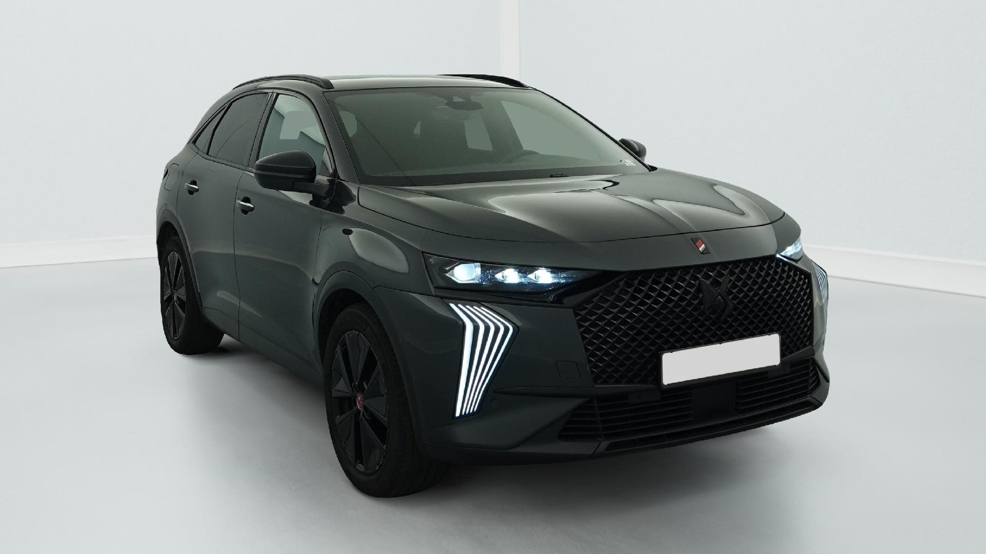 DS DS 7 Performance Line + Hybride Rechargeable E-Tense 300 EAT8 4x4