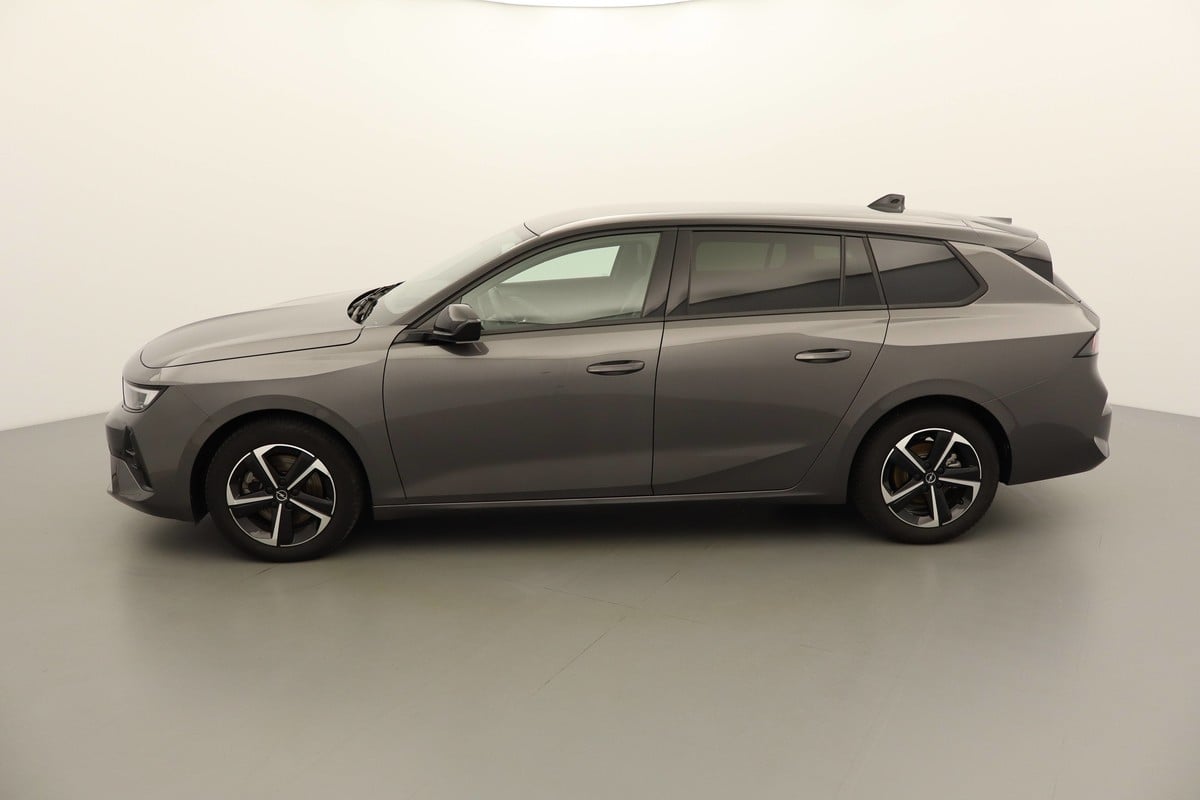 Opel Astra GS 1.2 Gasoline 132hp photo