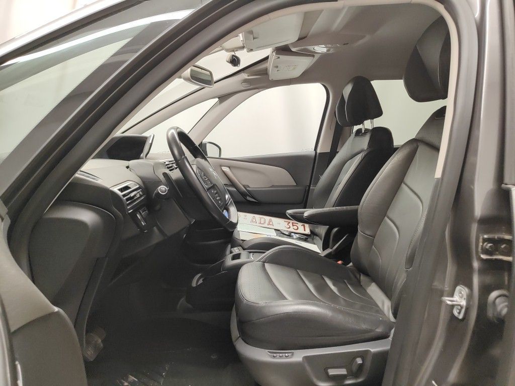 Citroën Grand C4 Spacetourer 1.5 BlueHDi 130 S&S EAT8 Business Lounge 5d 7pl photo