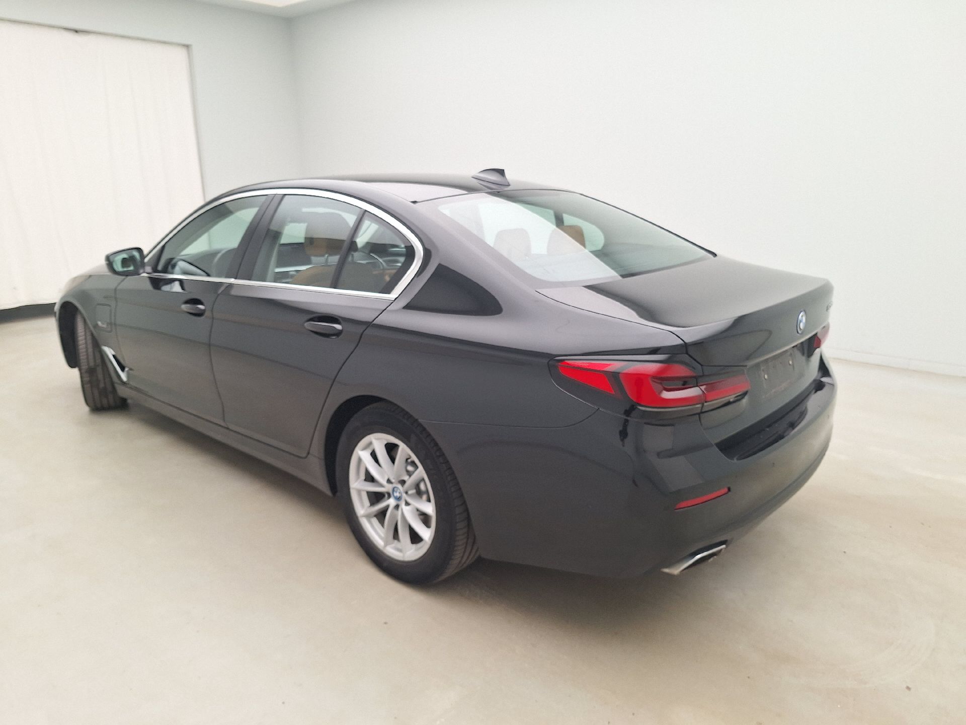 BMW, 5-serie FL'20 PHEV, BMW 5 Reeks Berline 530e 215kW 4d photo