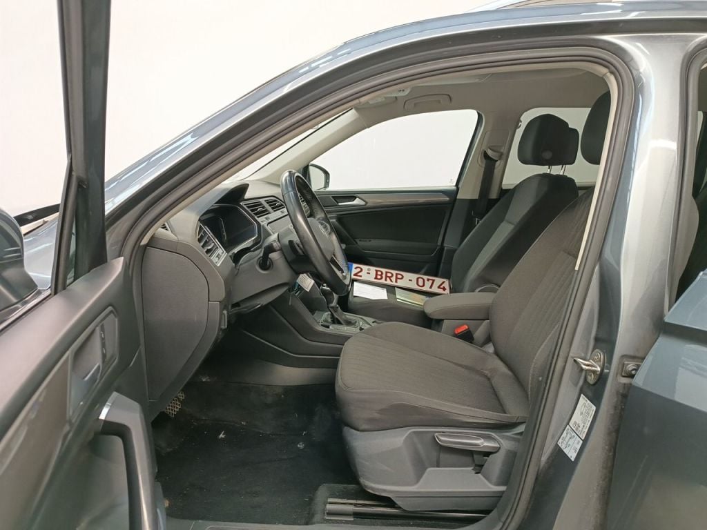 Volkswagen Tiguan Allspace 2.0 TDI DSG 4MOTION Life 5d photo