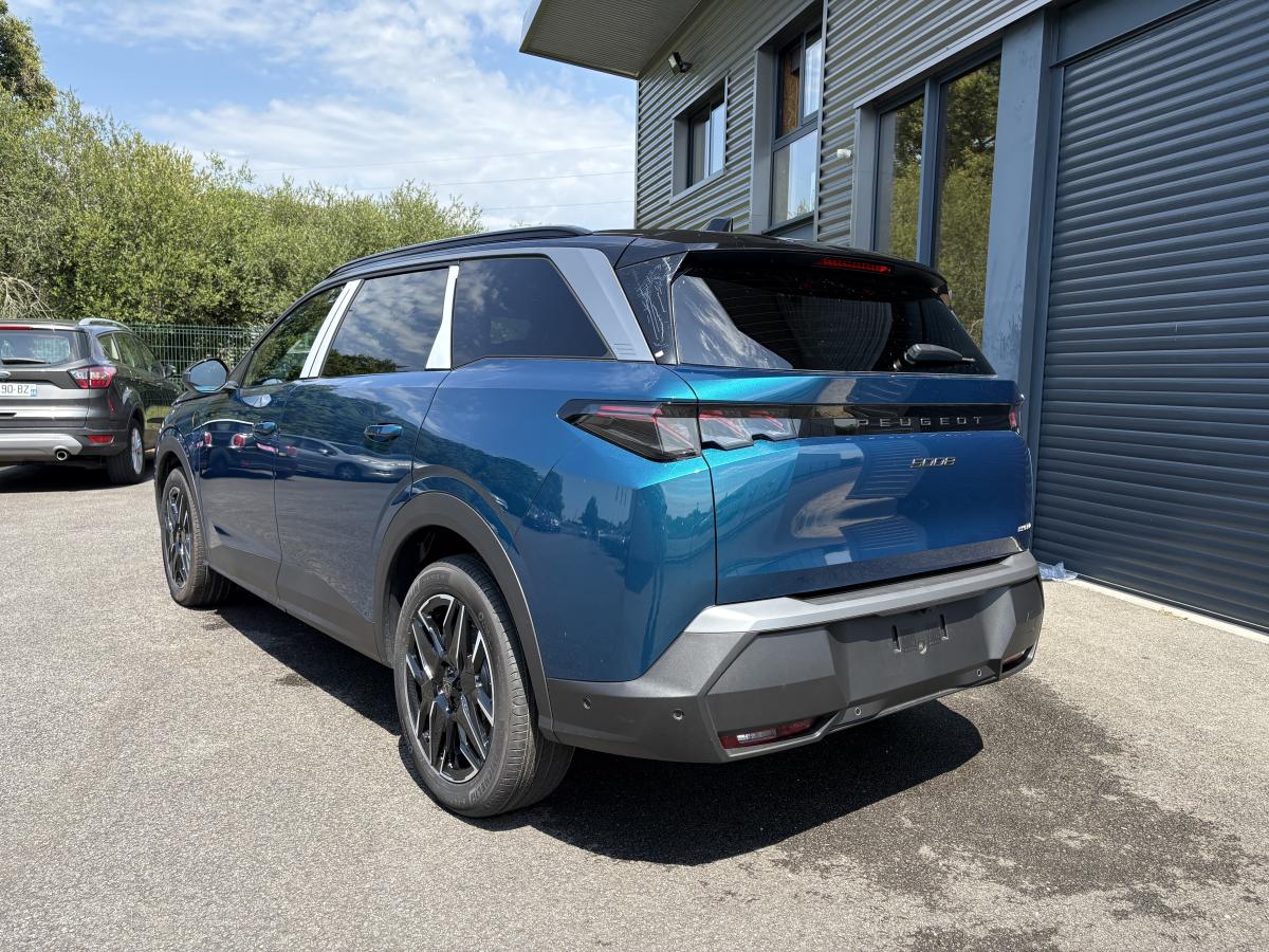 Peugeot 5008 GT 1.2 HYBRID 145 E-DCS6 photo