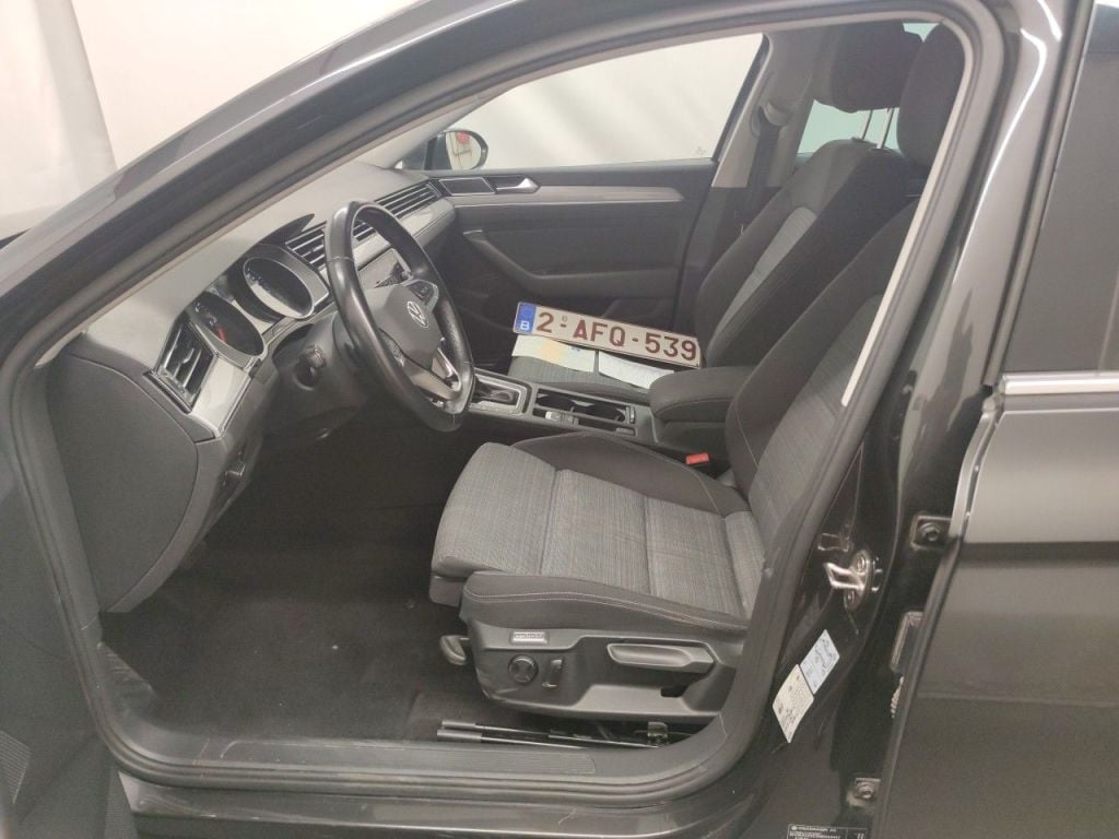 Volkswagen Passat Variant 1.6 TDI SCR DSG7 Style Business 5d photo