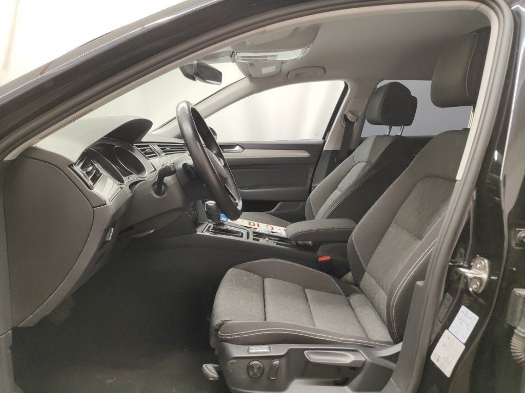 Volkswagen Passat Variant 2.0 TDI SCR 110kW DSG7 Style Business 5d photo
