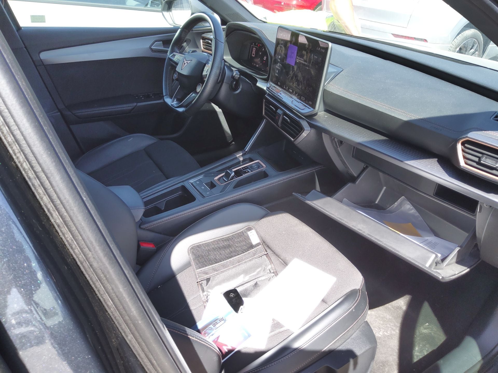 CUPRA Leon 1.5 PHEV DSG 205cv 5P AutomÃ¡tico (Winterpack) photo