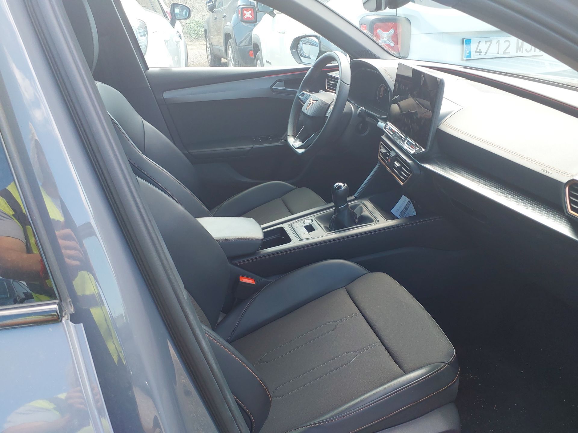 CUPRA Leon 1.5 TSI S&S 150cv Manual SportsTourer photo